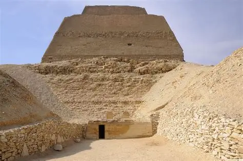 Pyramide de Meïdoum